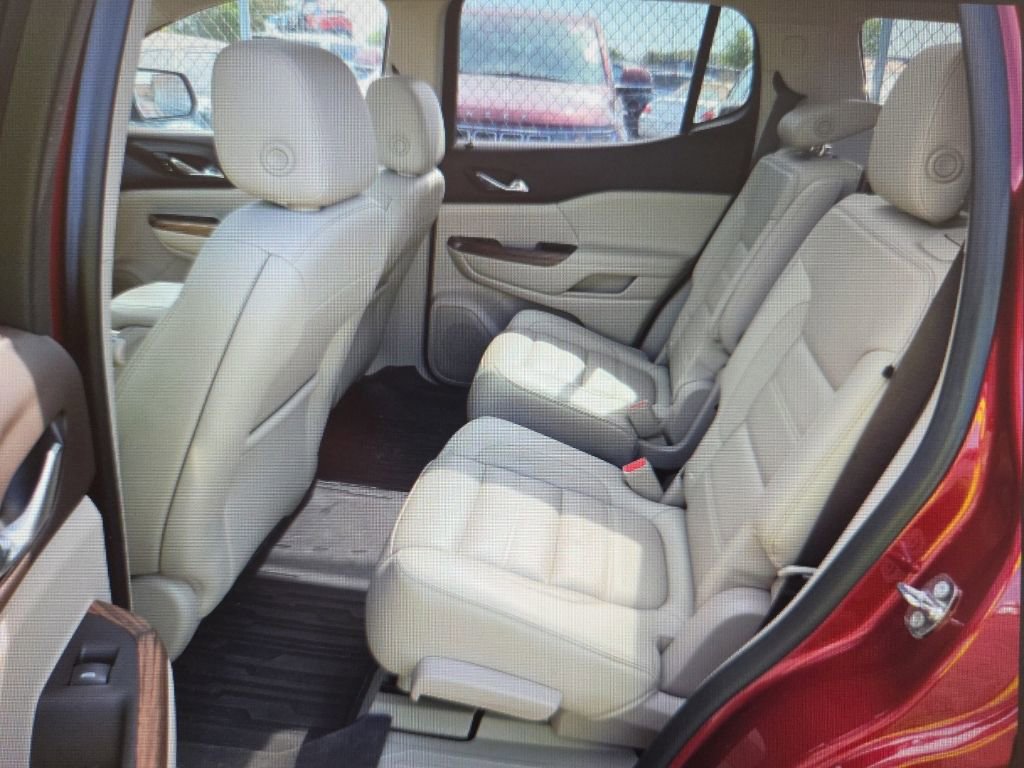 Used 2019 GMC Acadia Denali w/ Technology Package AWD/4WD image 12