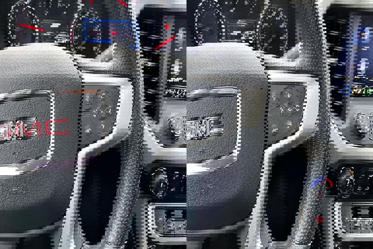 Used 2023 GMC Acadia SLE w/ Driver Convenience Package image 26