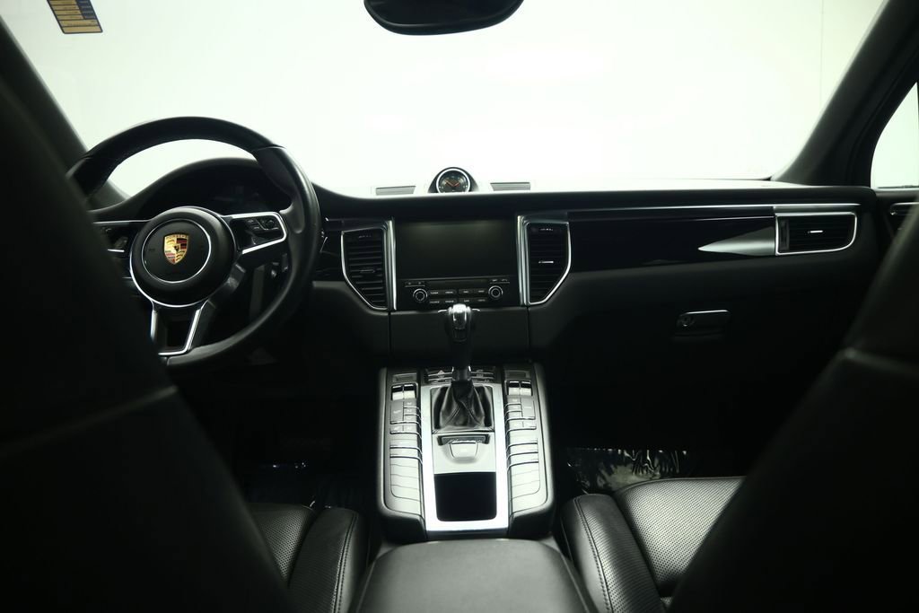 Used 2017 Porsche Macan S AWD/4WD image 37