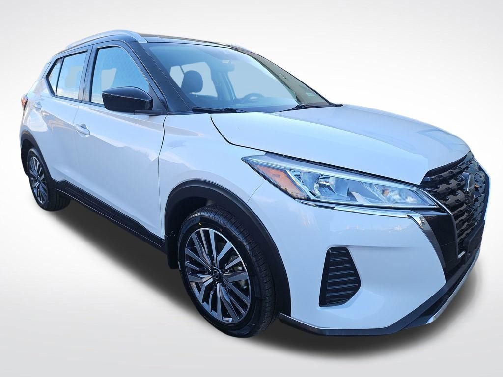 Used 2021 Nissan Kicks SV FWD image 7
