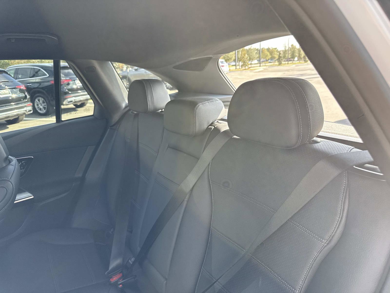 Used 2024 Mercedes-Benz GLC 300 4MATIC image 16