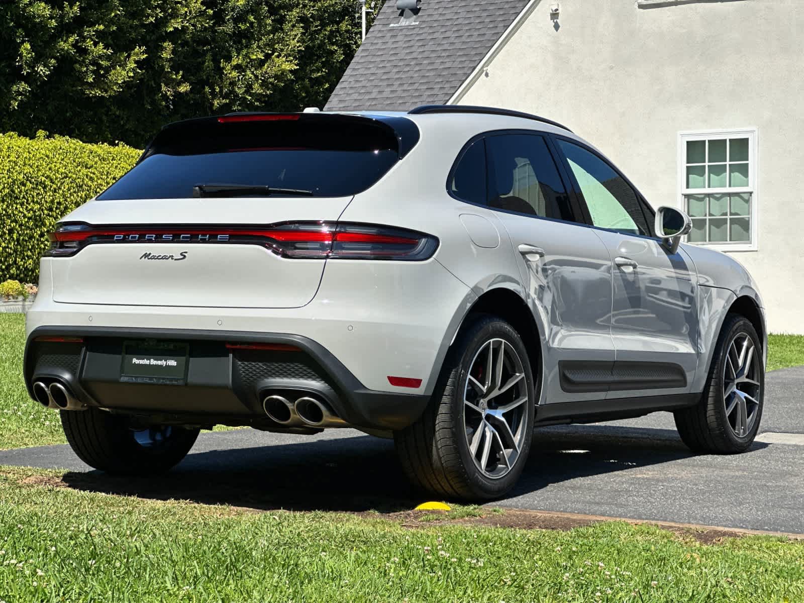 New 2026 Porsche Macan S AWD/4WD image 8