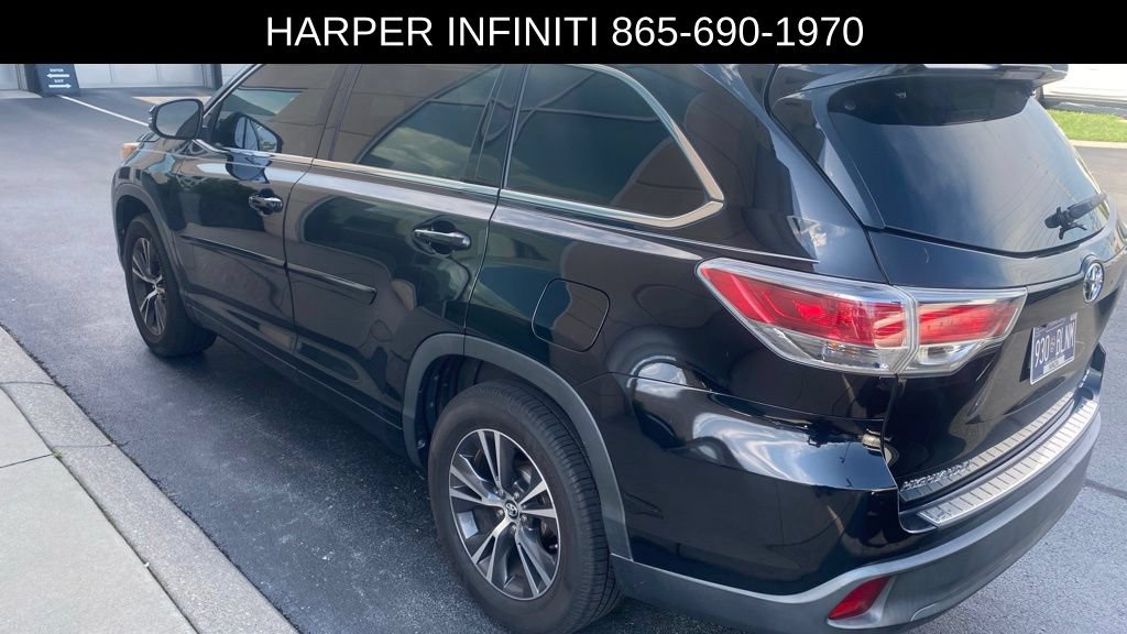 Used 2016 Toyota Highlander XLE w/ Protection Package #3 AWD/4WD image 2