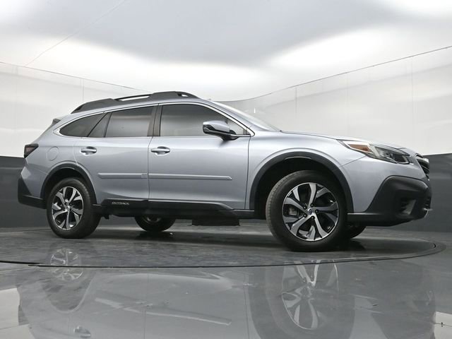Used 2022 Subaru Outback Limited image 38