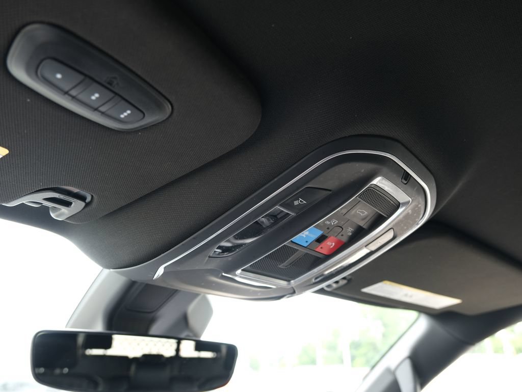 Used 2022 Jeep Wagoneer Series II AWD/4WD image 17