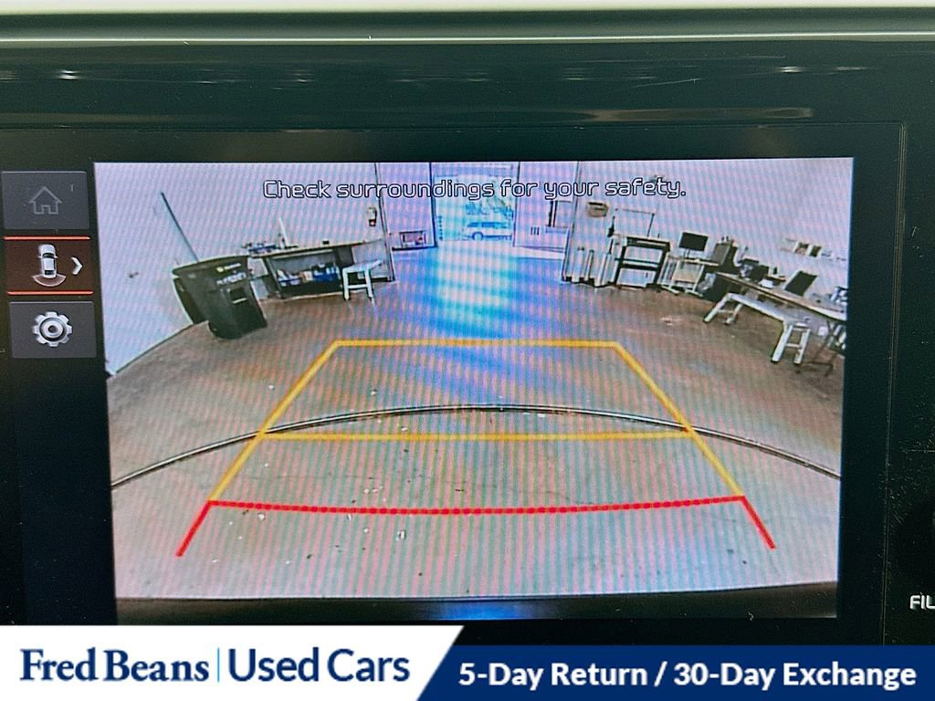 Used 2022 Kia Sorento LX image 24