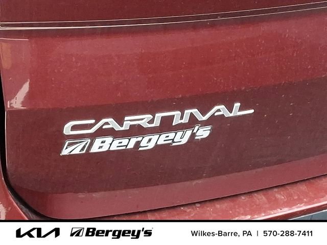 Certified 2023 Kia Carnival LX image 11