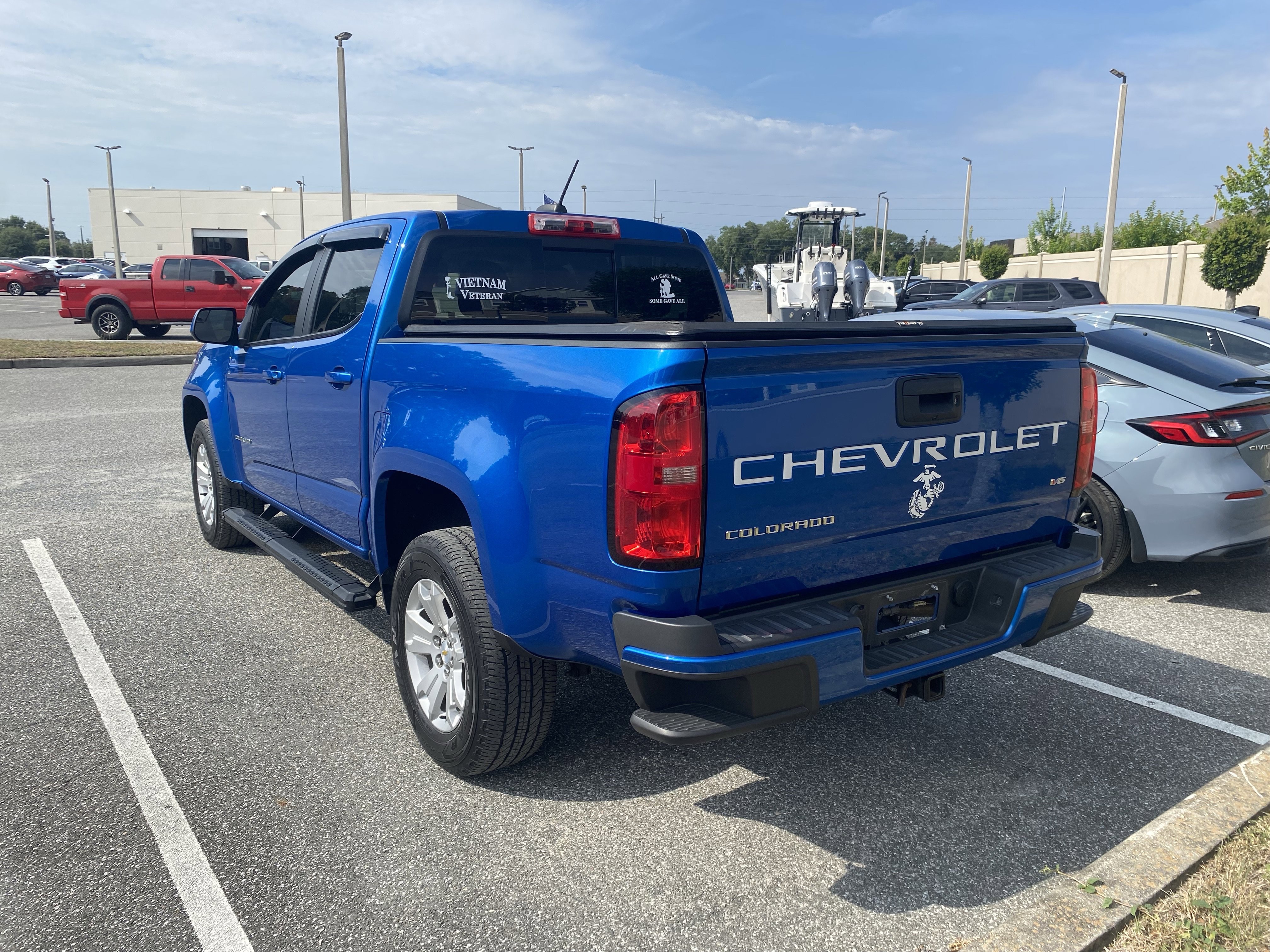 Used 2022 Chevrolet Colorado LT w/ LT Convenience Package RWD image 10