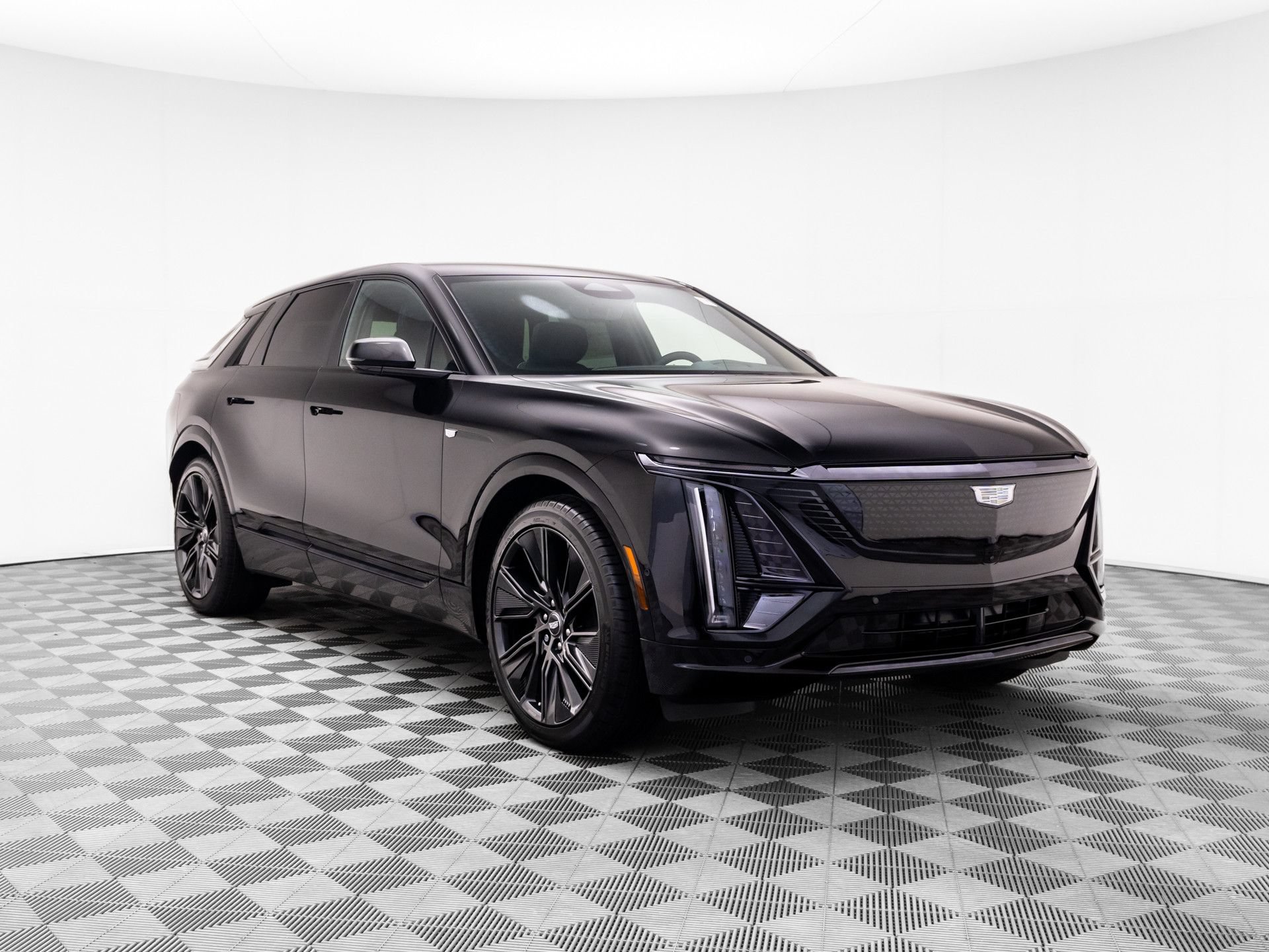 New 2026 Cadillac Lyriq Signature Sport w/ Nappa Leather Package AWD/4WD image 7