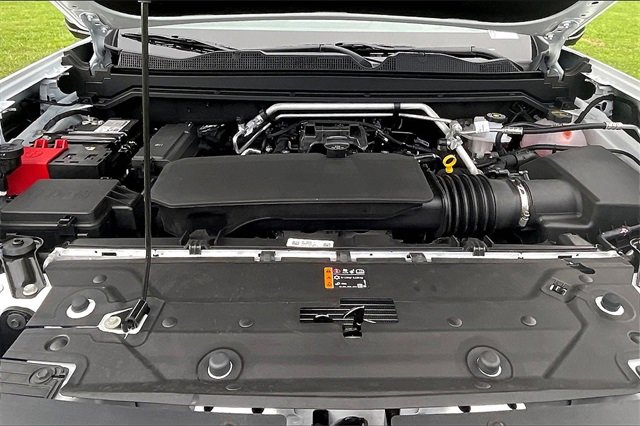 New 2026 GMC Canyon Elevation w/ Convenience Package image 12