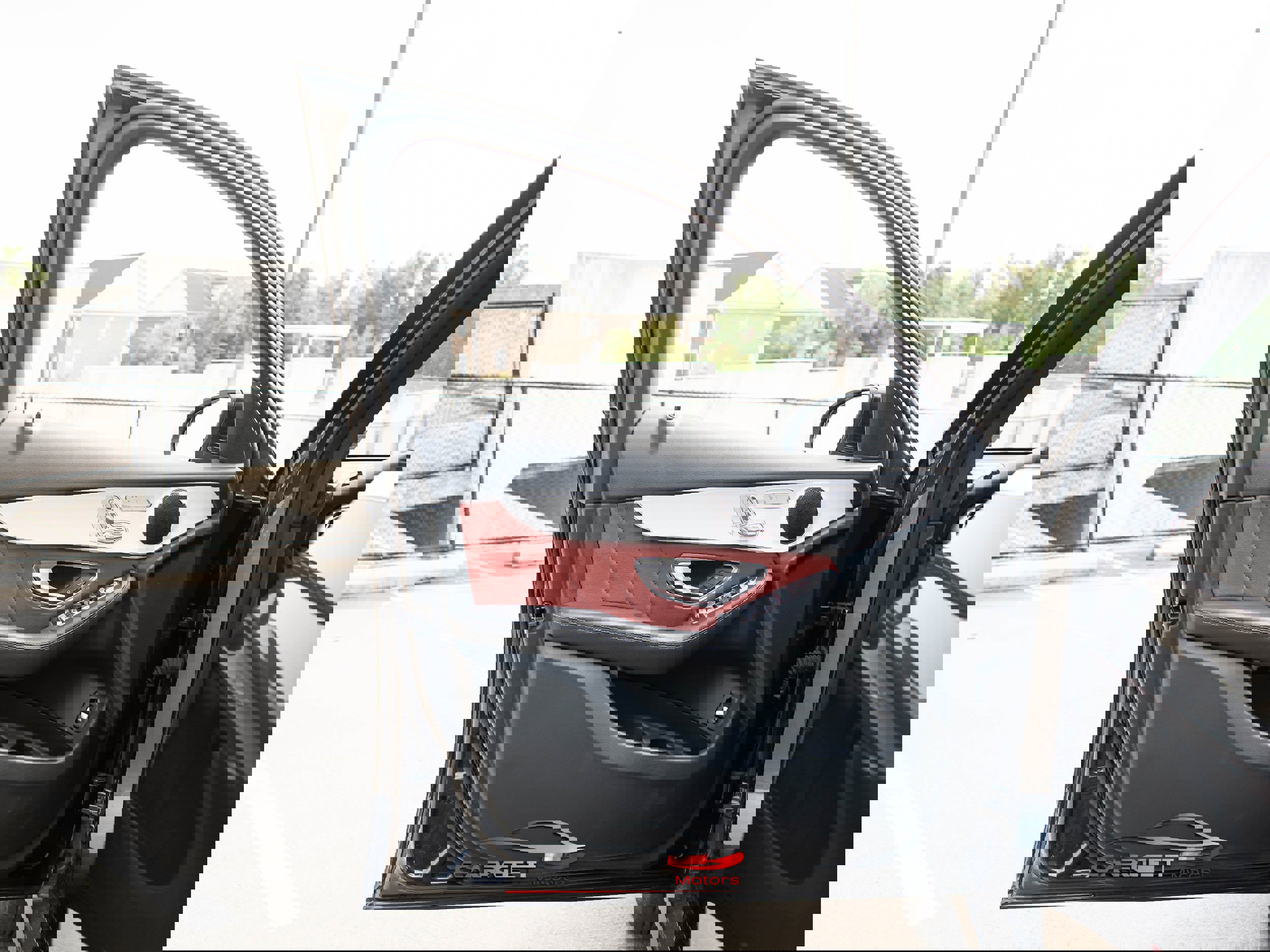 Used 2021 Mercedes-Benz GLC 300 4MATIC w/ AMG Line image 47