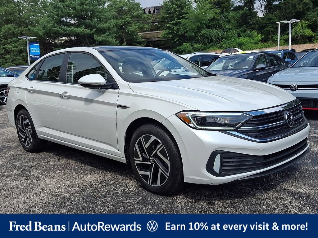 Certified 2024 Volkswagen Jetta SEL