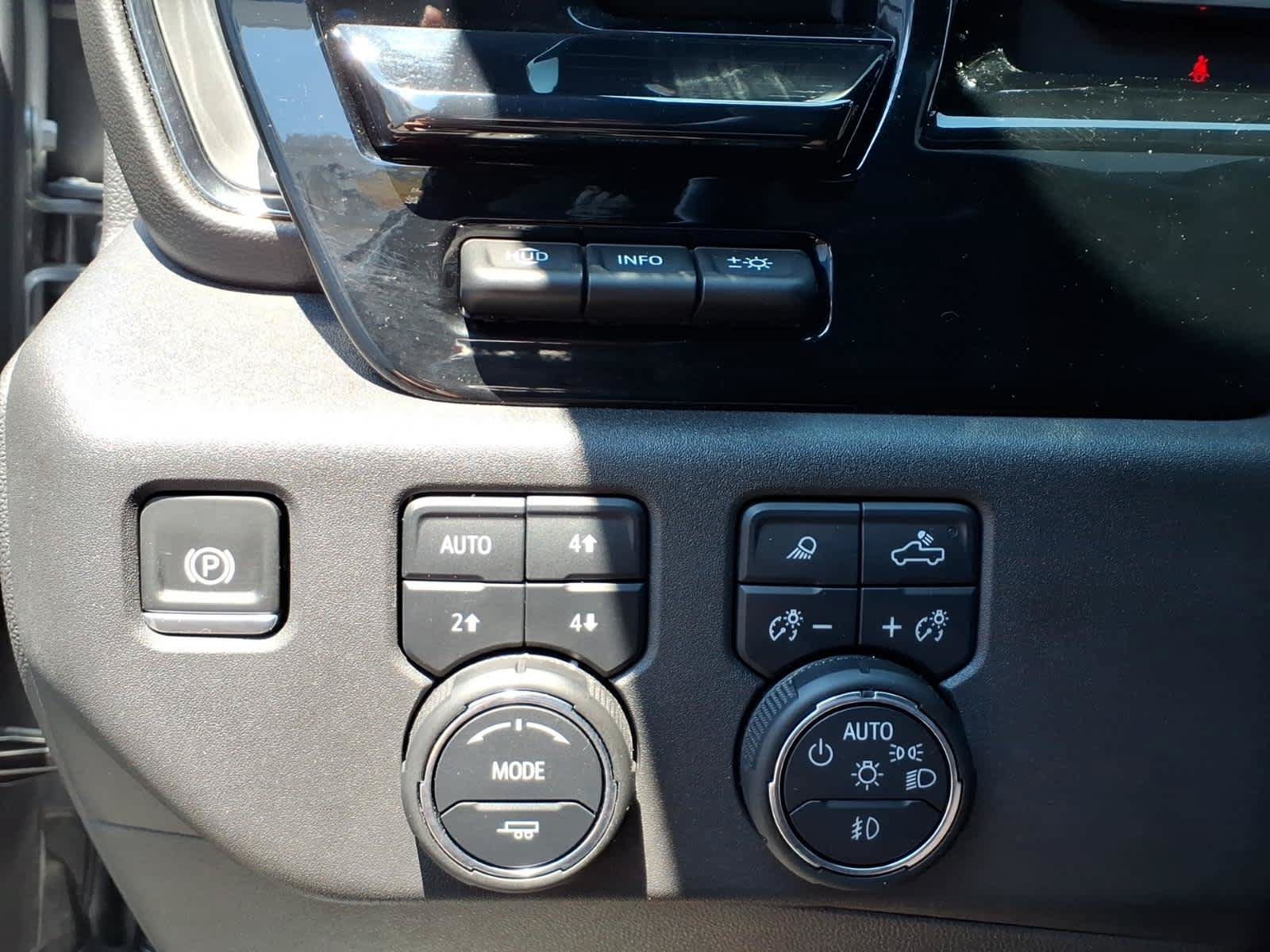 Certified 2024 Chevrolet Silverado 1500 ZR2 w/ Technology Package AWD/4WD image 11