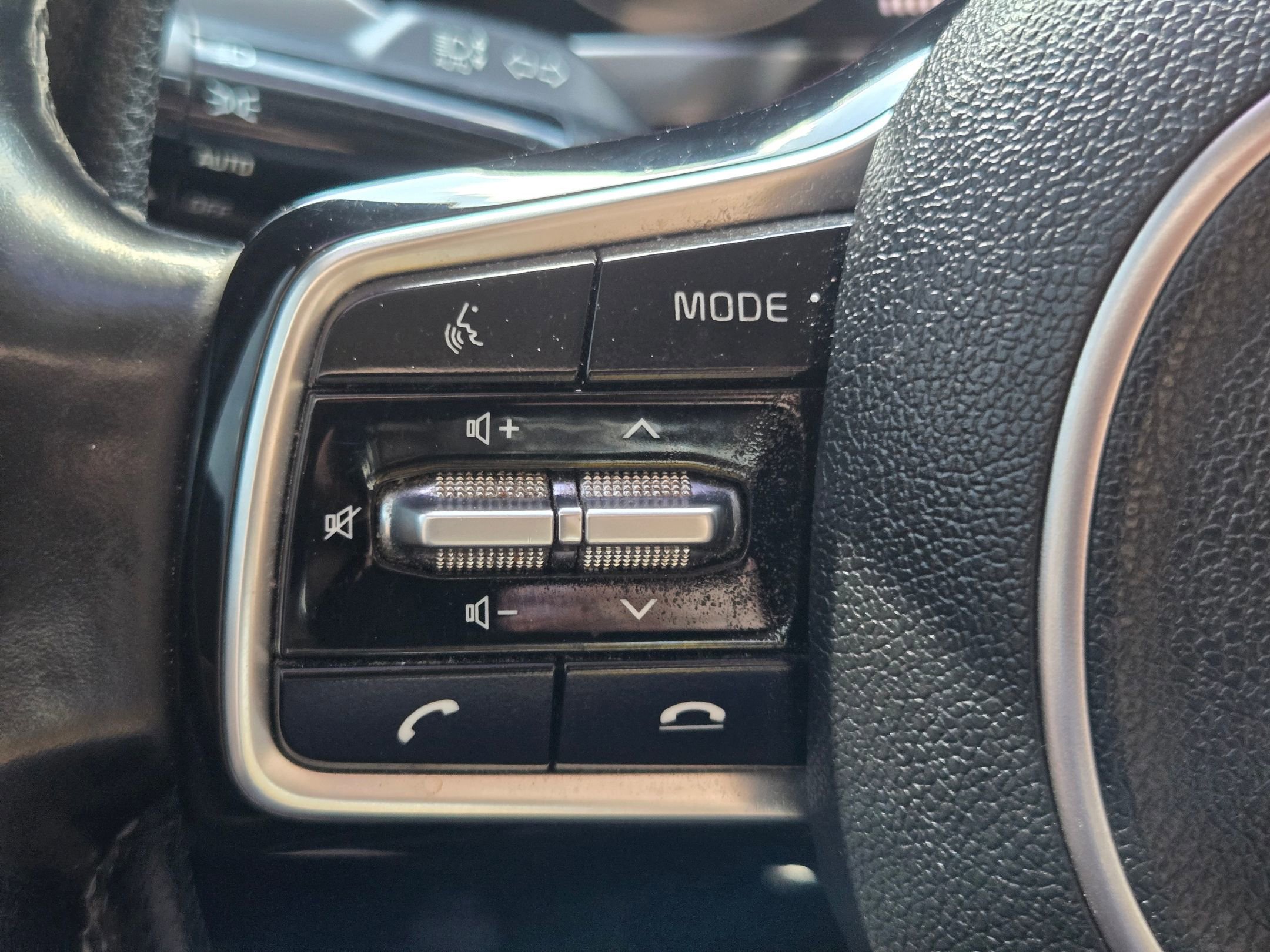 Used 2021 Kia Sorento S w/ Panoramic Sunroof Package image 28