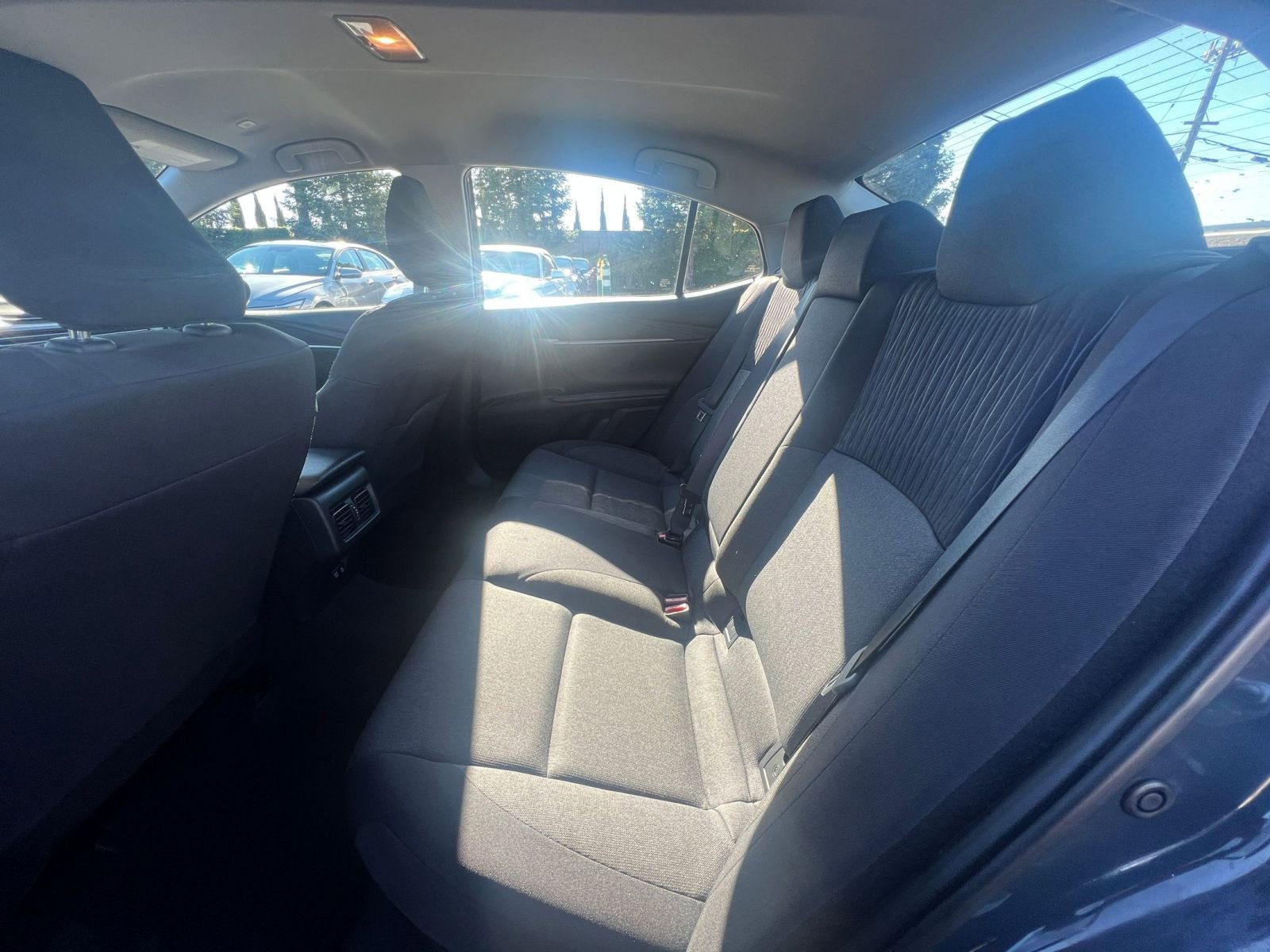 Used 2025 Toyota Camry LE image 25