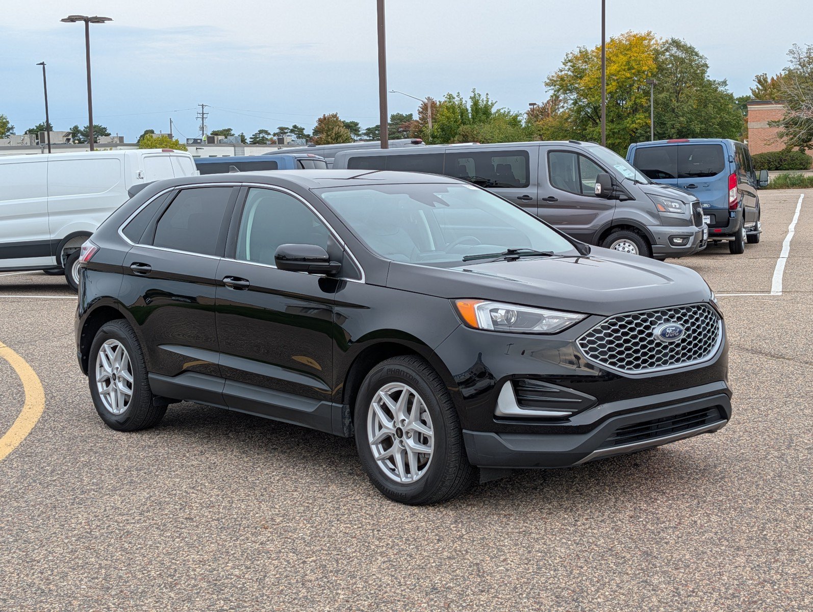 Used 2024 Ford Edge SEL AWD/4WD image 7