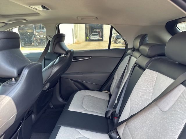 Used 2025 Kia Niro SX image 6