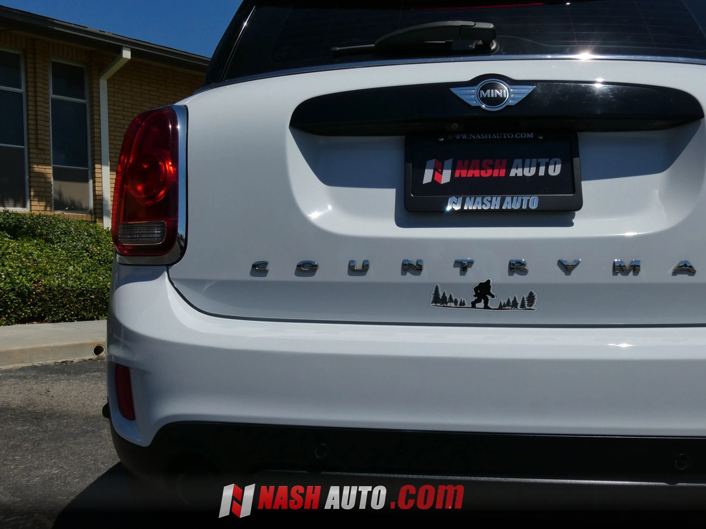 Used 2017 MINI Cooper Countryman FWD image 11