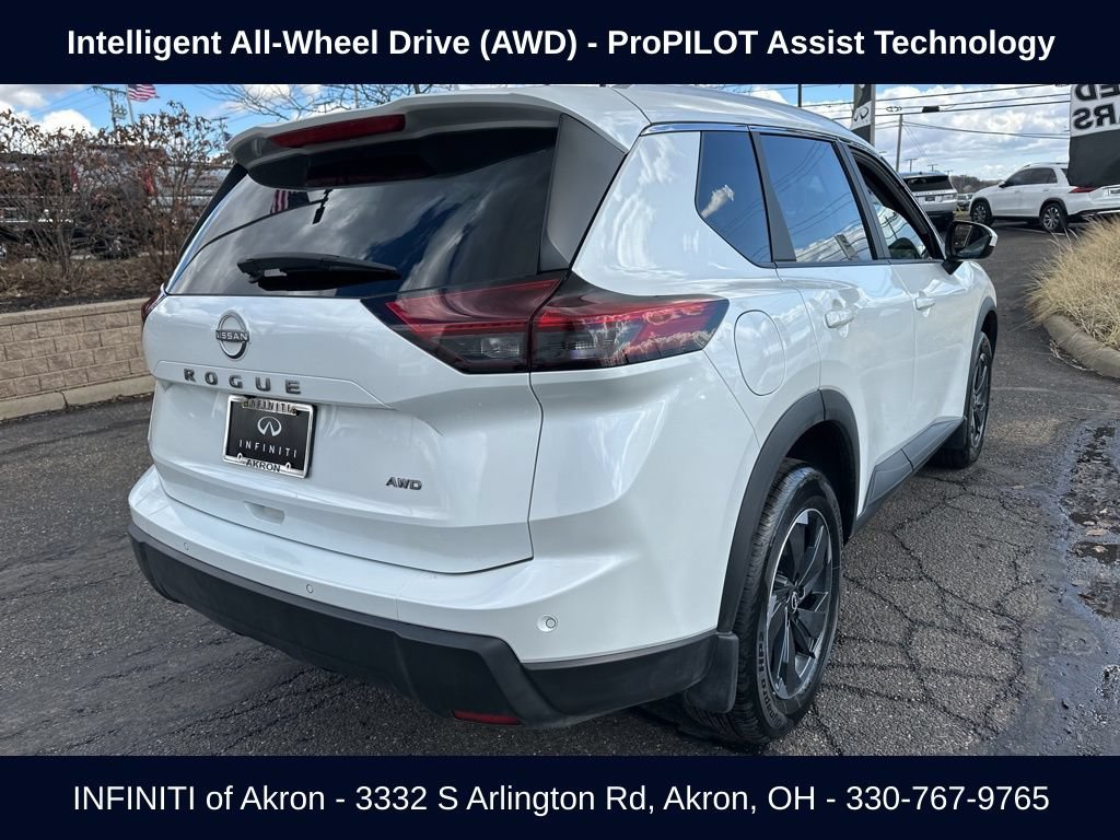 Used 2026 Nissan Rogue SV w/ SV Premium Package AWD/4WD image 12