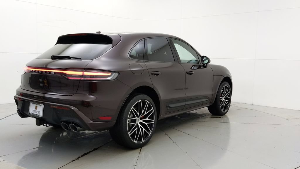 Certified 2024 Porsche Macan S AWD/4WD image 8