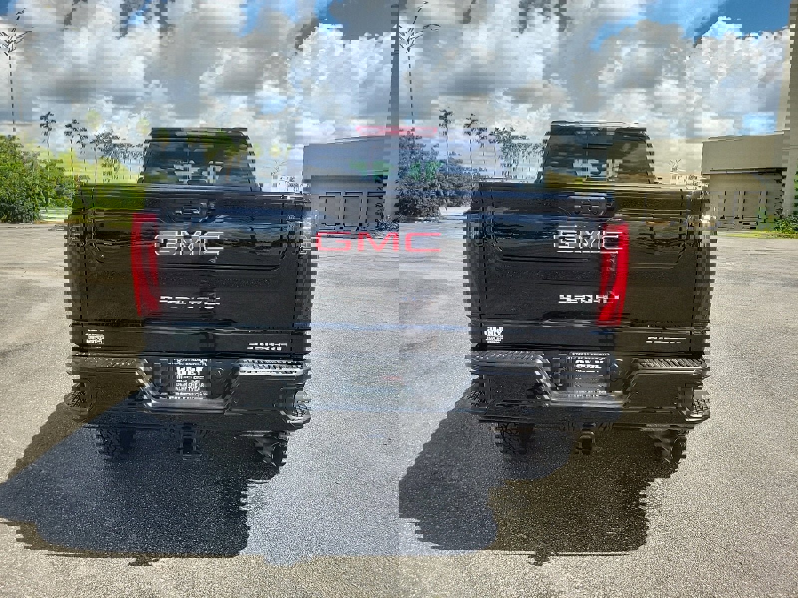 New 2026 GMC Sierra 2500 Denali w/ Denali Reserve Package image 6