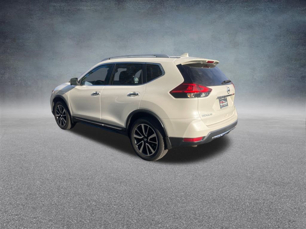 Used 2017 Nissan Rogue SL w/ SL Premium Package image 3