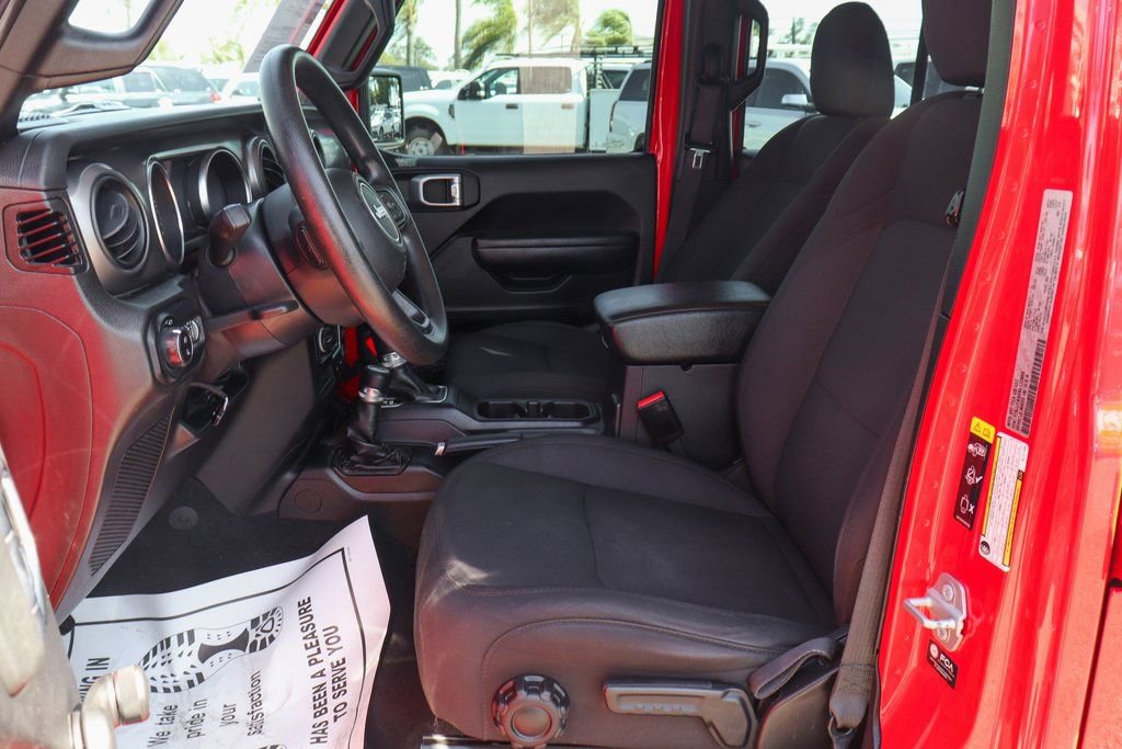 Used 2022 Jeep Gladiator Sport image 16