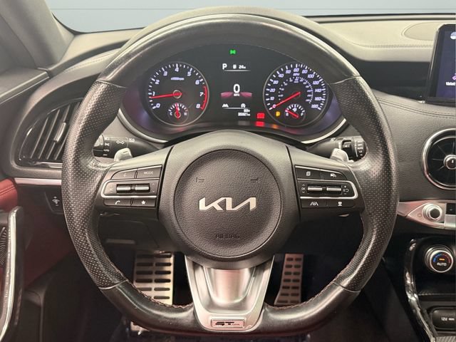 Used 2023 Kia Stinger GT-Line w/ Sun & Sound Package RWD image 31