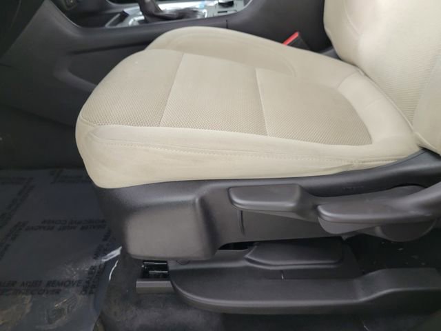 Used 2023 Chevrolet Traverse LS FWD image 14