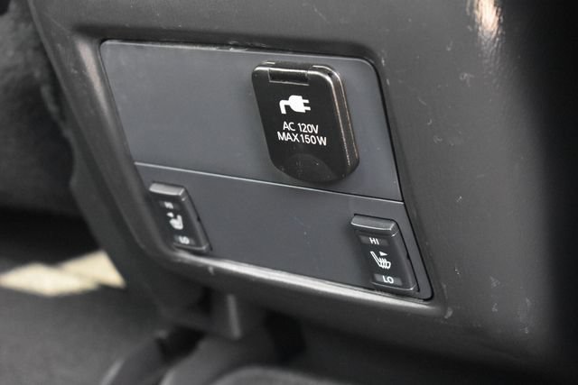 Used 2016 Nissan Pathfinder SL w/ SL Premium Package AWD/4WD image 16