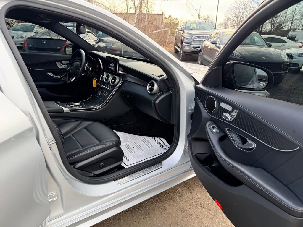 Used 2017 Mercedes-Benz C 300 4MATIC Sedan image 26