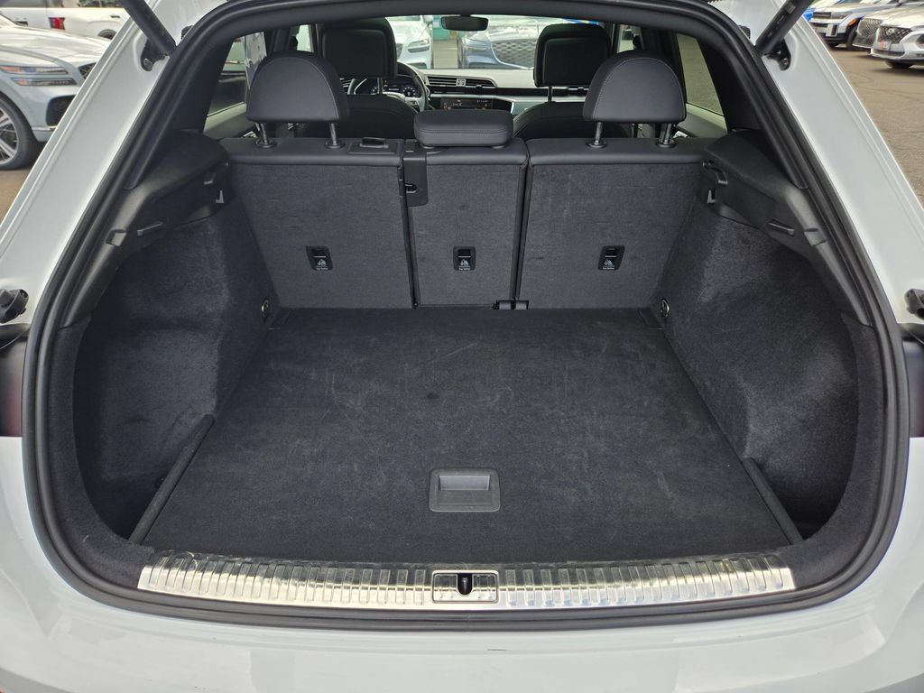 Used 2025 Audi Q3 2.0T Premium AWD/4WD image 13