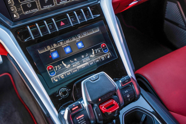 Used 2019 Lamborghini Urus image 35