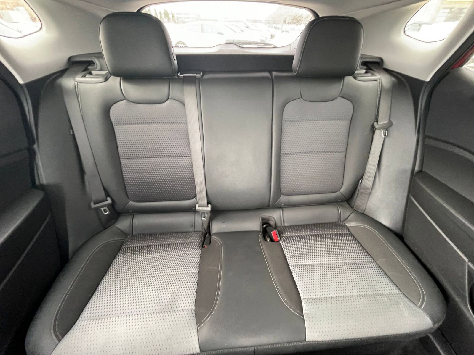 Used 2025 Chevrolet Trax LT w/ LT Convenience Package image 38