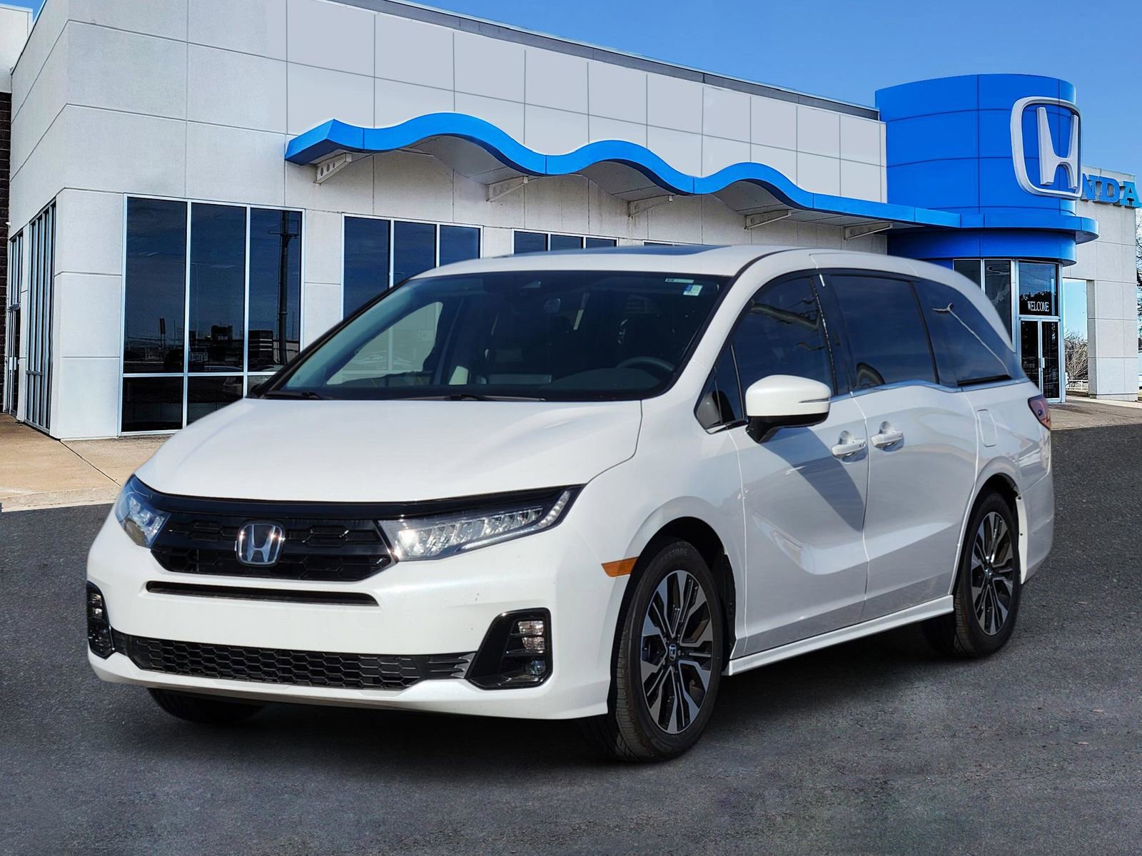 New 2026 Honda Odyssey Elite image 2