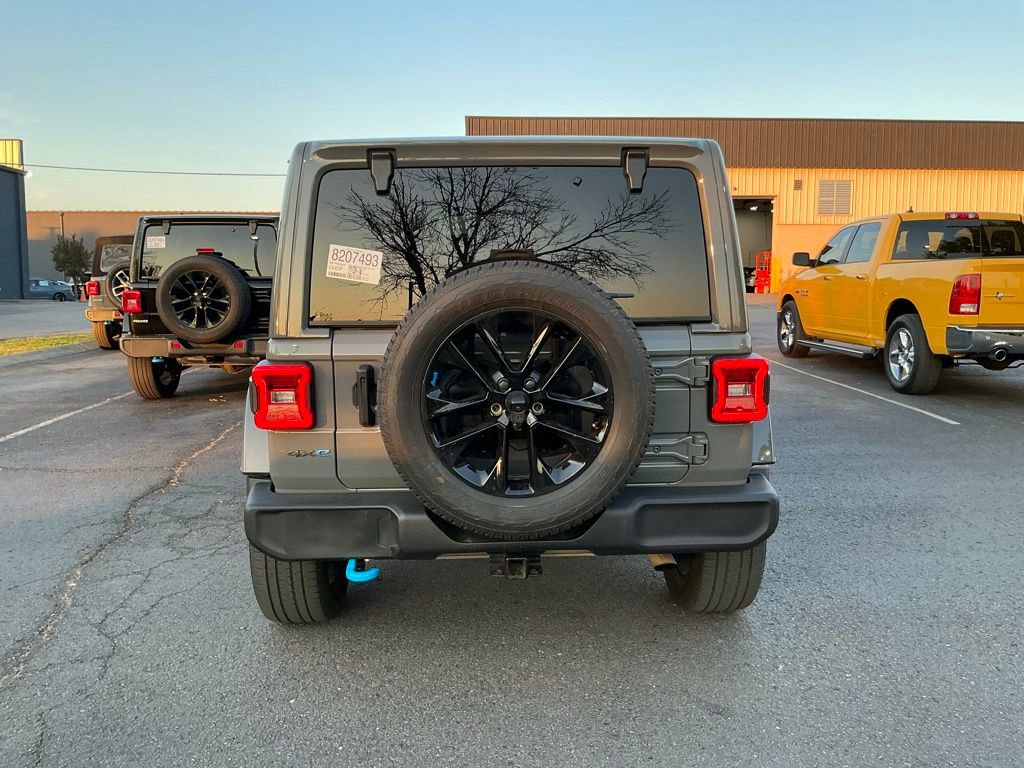 Used 2023 Jeep Wrangler Unlimited Sahara w/ Cold Weather Group image 6