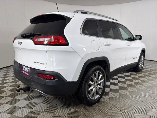 Used 2018 Jeep Cherokee Limited AWD/4WD image 5