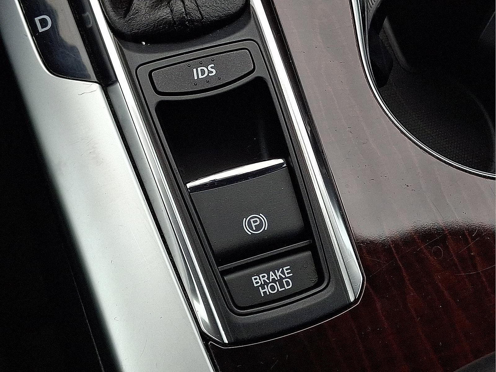 Used 2015 Acura TLX FWD image 24
