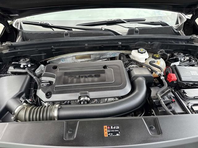 Used 2023 Buick Envision Essence w/ Sport Touring Package image 15