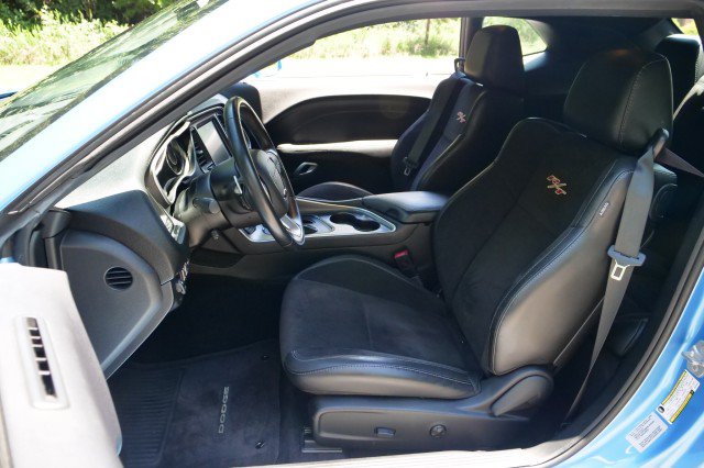 Used 2016 Dodge Challenger R/T Plus RWD image 3