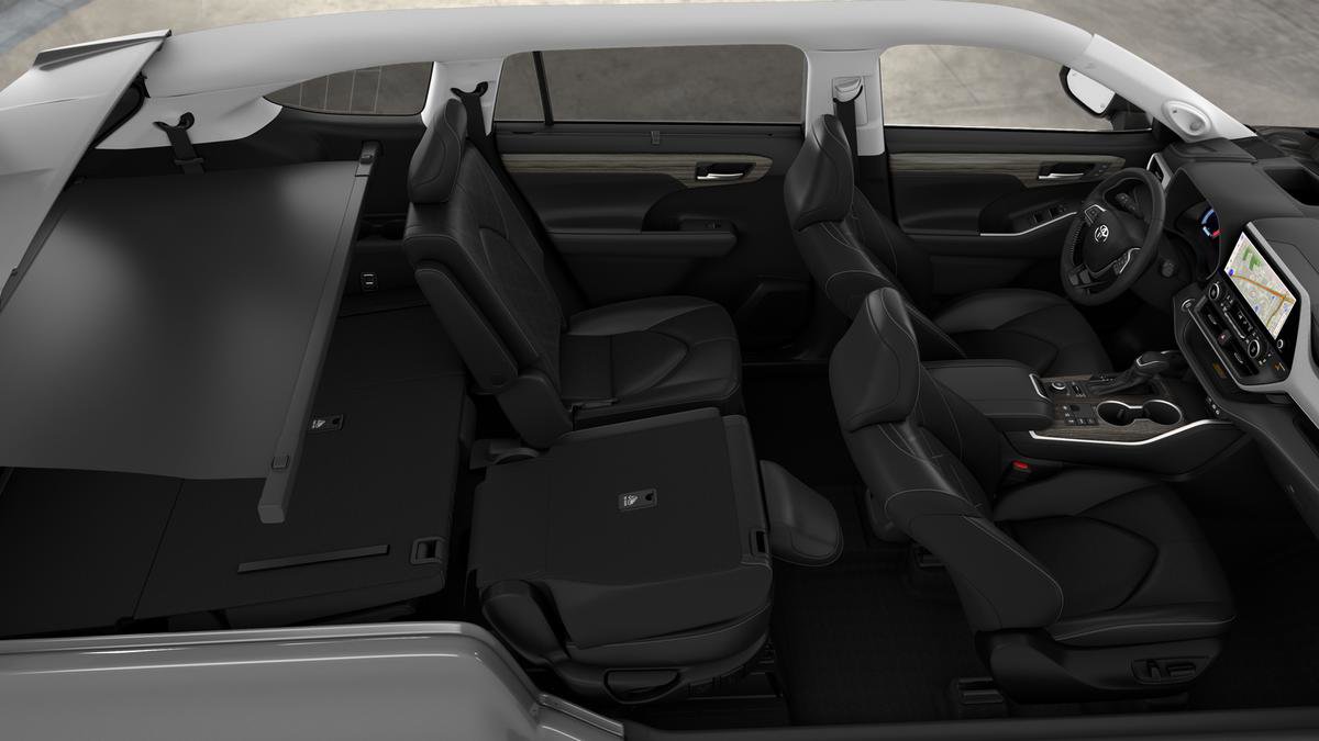 New 2025 Toyota Highlander Platinum image 52