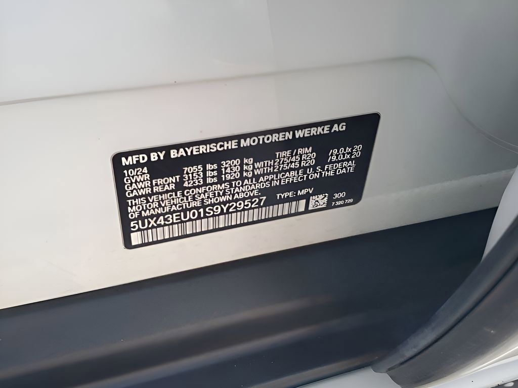 Used 2025 BMW X5 xDrive50e image 52