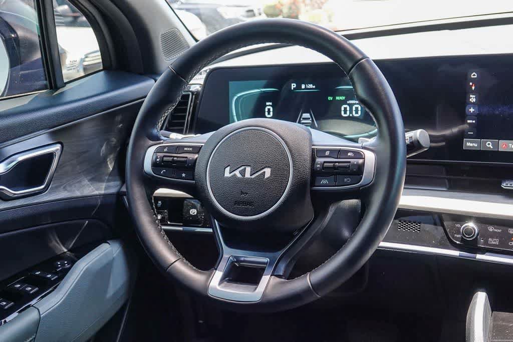 Certified 2025 Kia Sportage X-Line AWD/4WD image 14