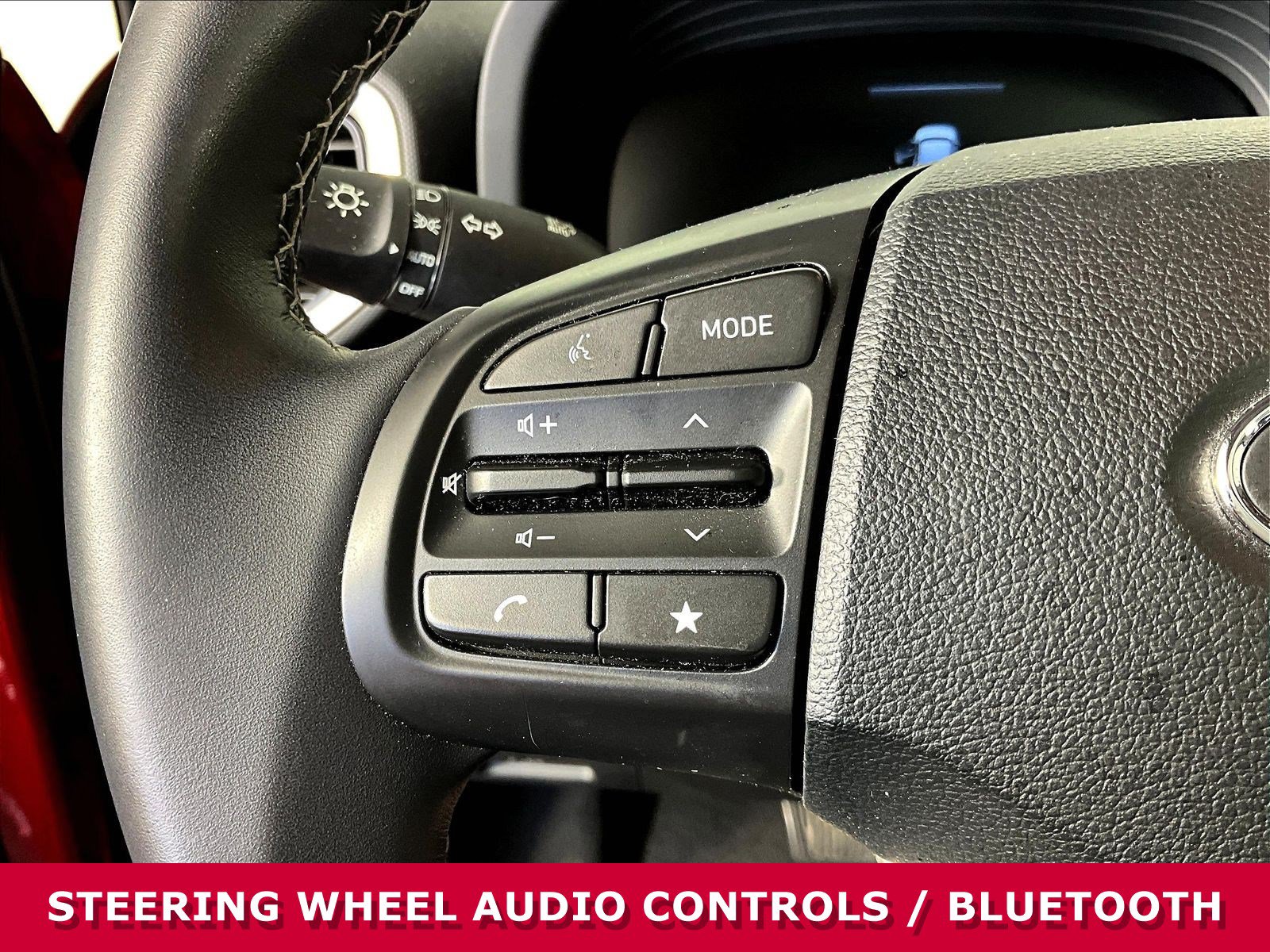 Used 2025 Hyundai Venue SEL FWD image 10