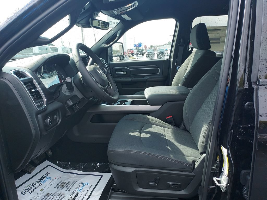 New 2027 RAM 2500 Big Horn AWD/4WD image 14