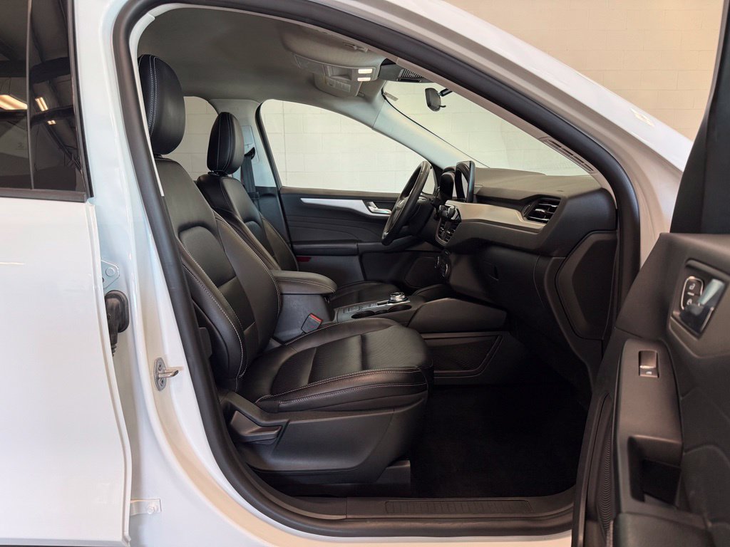 Used 2022 Ford Escape SEL AWD/4WD image 32