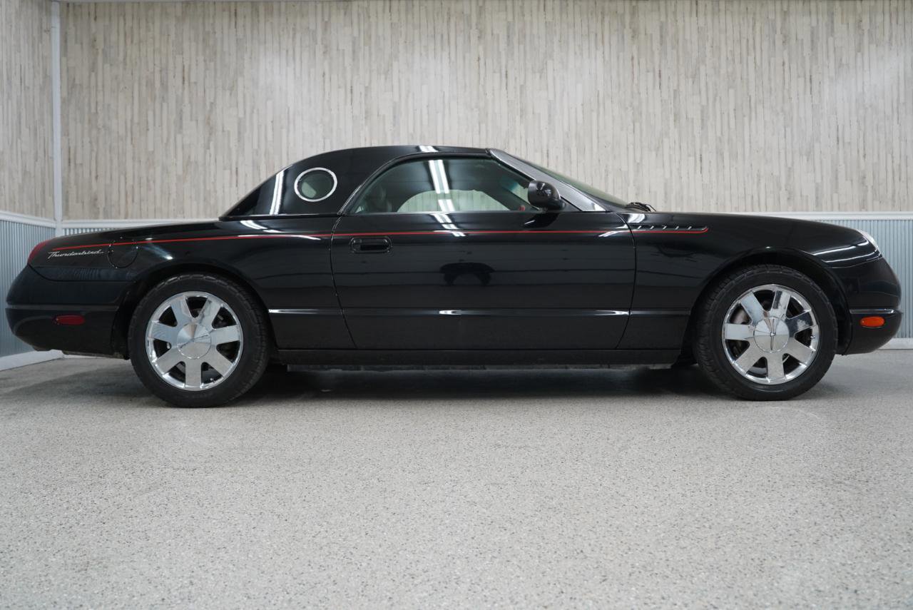 Used 2002 Ford Thunderbird image 6