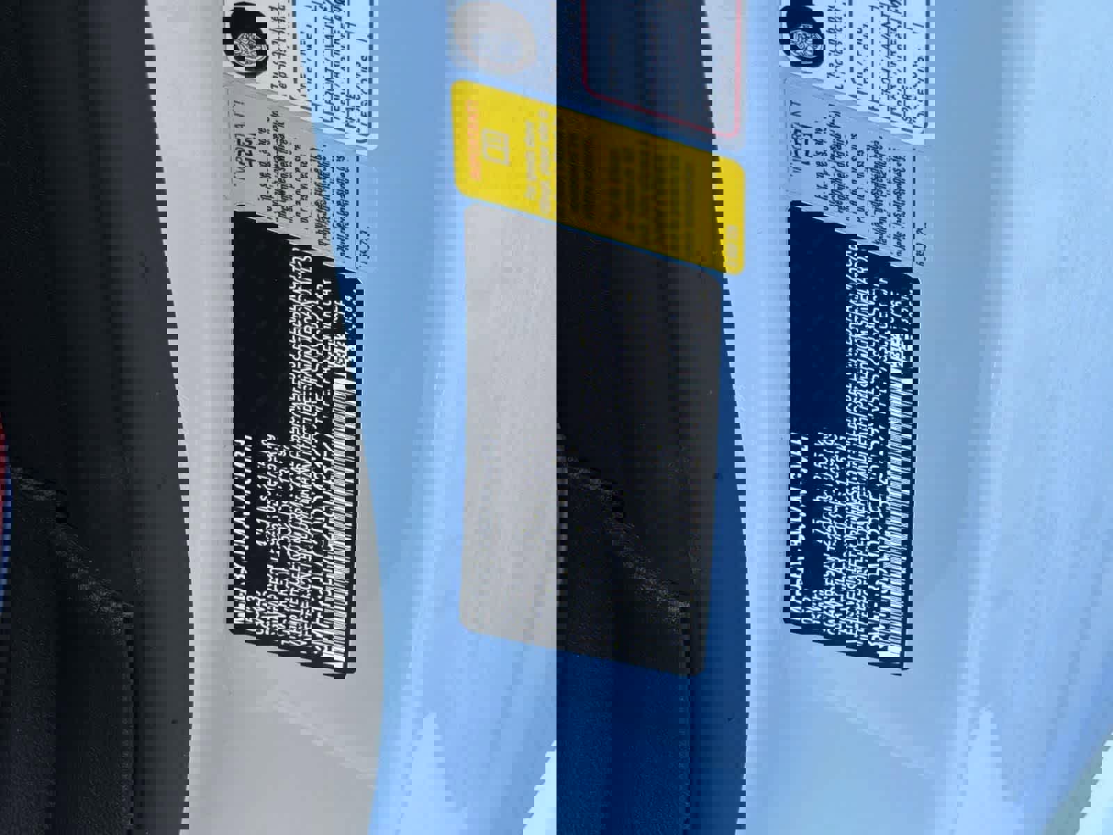 Used 2023 BMW M2 w/ Lighting Package image 9