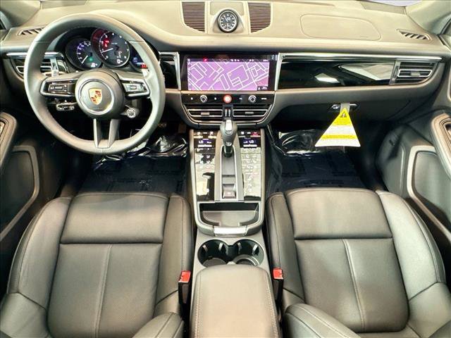 Certified 2026 Porsche Macan Turbo AWD/4WD image 20