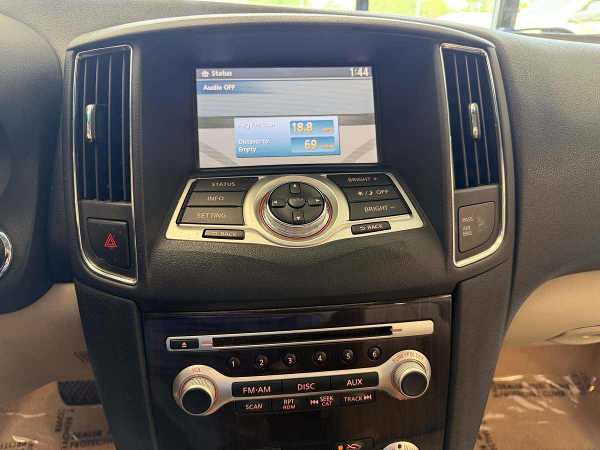 Used 2012 Nissan Maxima 3.5 SV w/ Premium Pkg FWD image 17